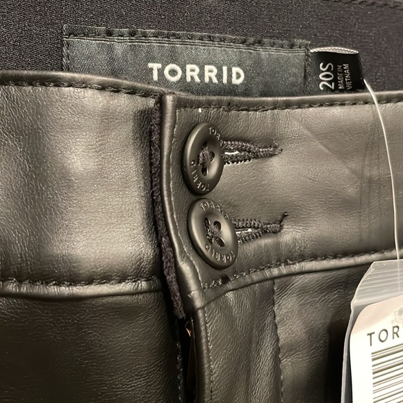 Torrid Pintuck Trouser Boot Faux Leather High Rise Pant - NWT - Picture 4 of 9